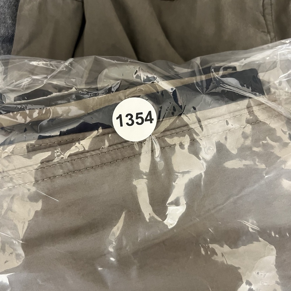 Liz Claiborne Women's Cargo Pants Lot of 3 Outdoor Utility Hiking Size 12 - Picture 9 of 9